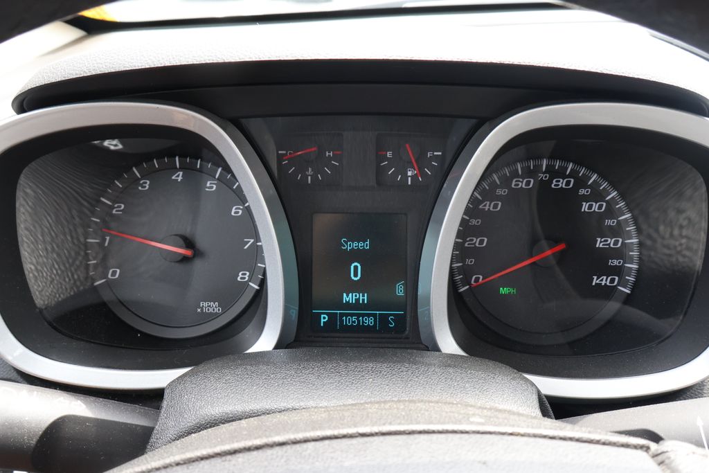 Thumbnail: 2011 Chevrolet Equinox - 18
