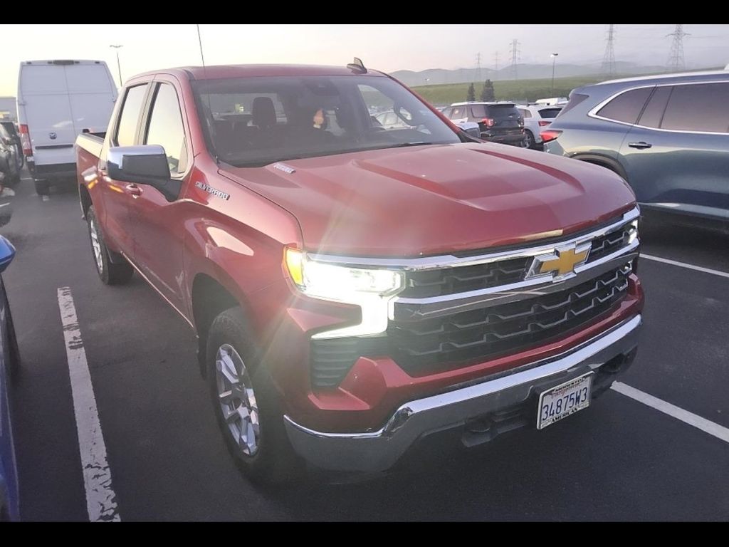 View vehicle photo 2