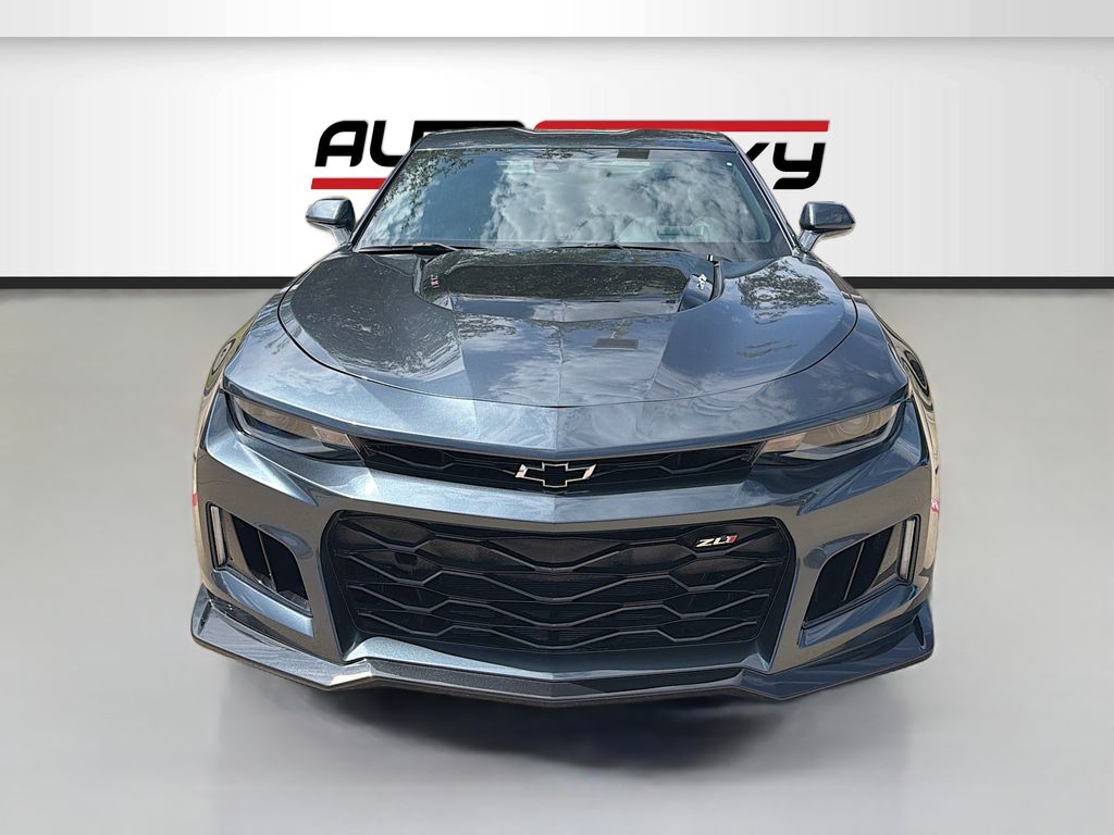Used 2022 Gray Chevrolet ZL1 image 2