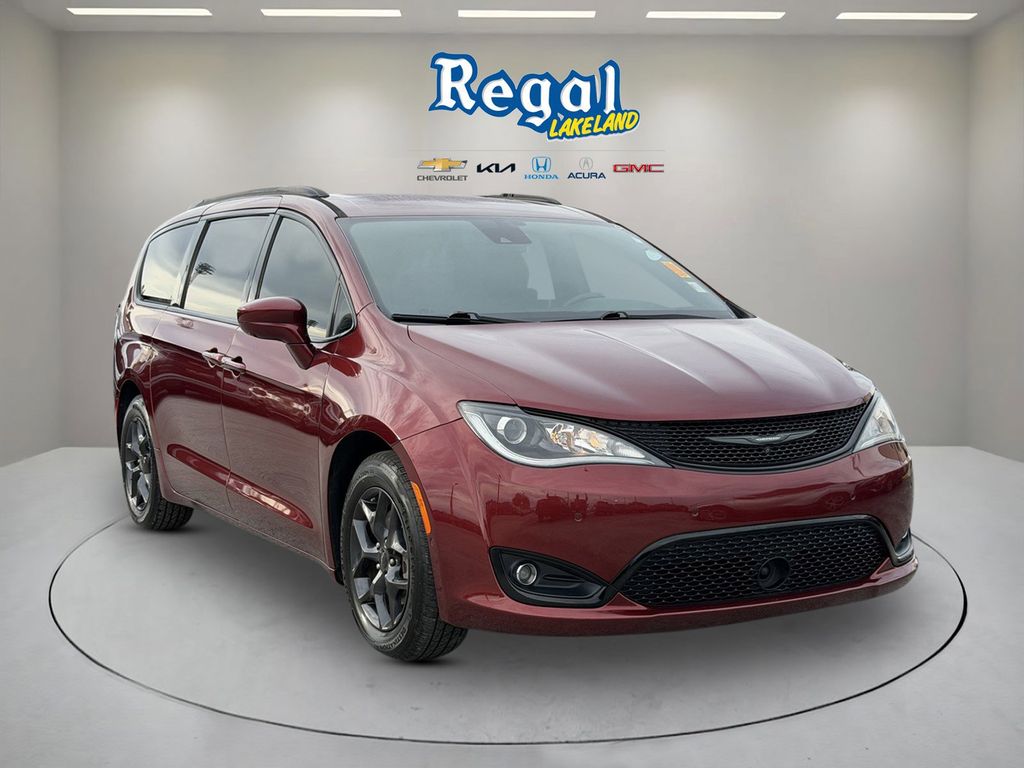 used 2019 Chrysler Pacifica car, priced at $15,392