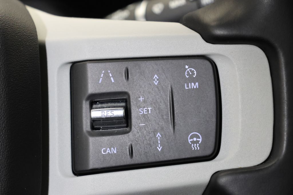 Thumbnail: 2024 Land Rover Defender - 20