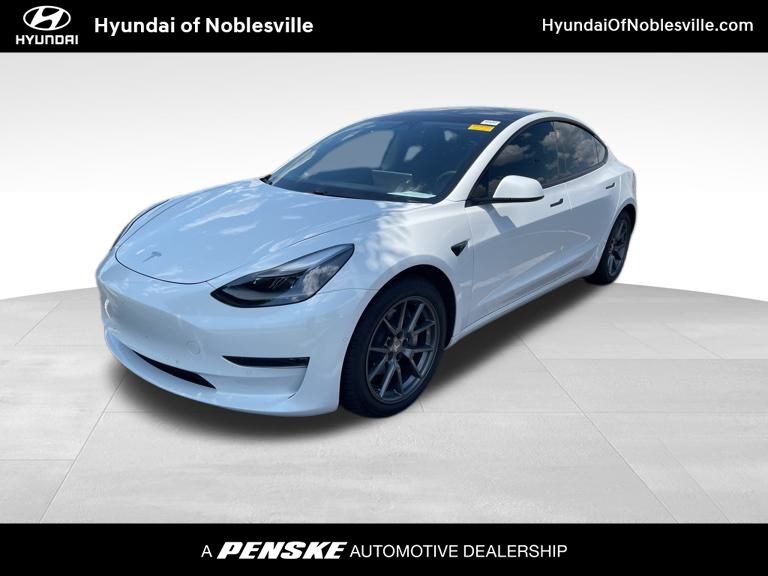 Thumbnail: 2021 Tesla Model 3 - 1