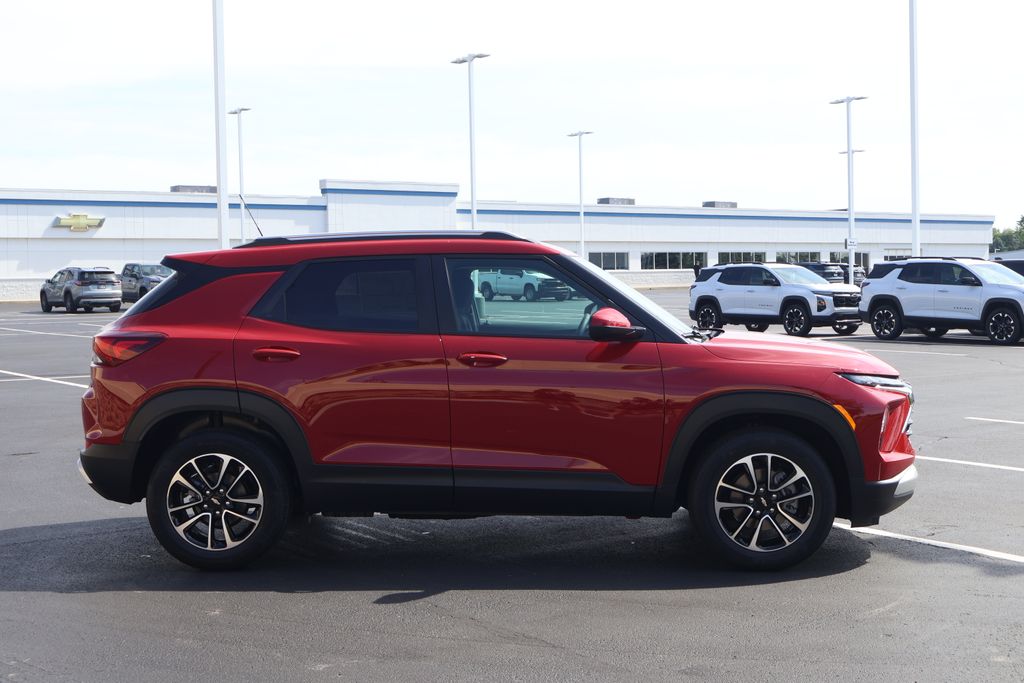 Thumbnail: 2026 Chevrolet TrailBlazer - 9