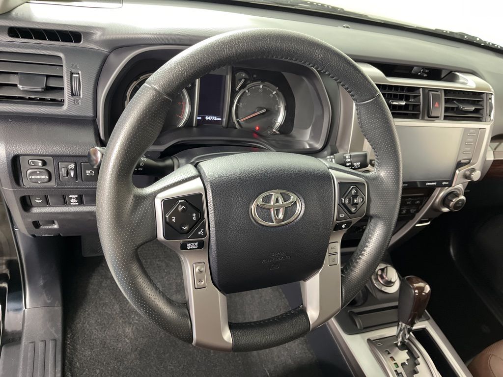 2021 Toyota 4Runner Limited 27