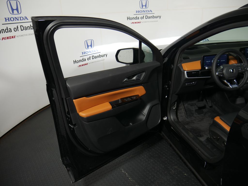 Thumbnail: 2025 Honda Prologue - 10