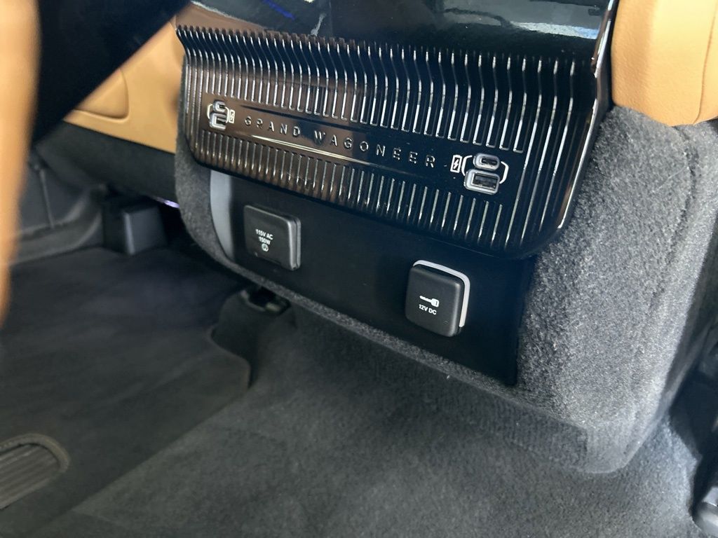 Used 2025 White Jeep Series III image 38