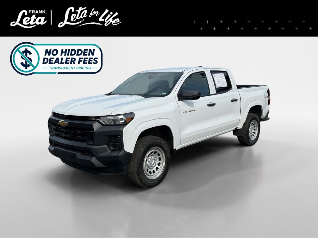 Summit White 2024 Chevrolet Colorado Pickup Truck Four-Wheel Drive 8-Speed Automatic