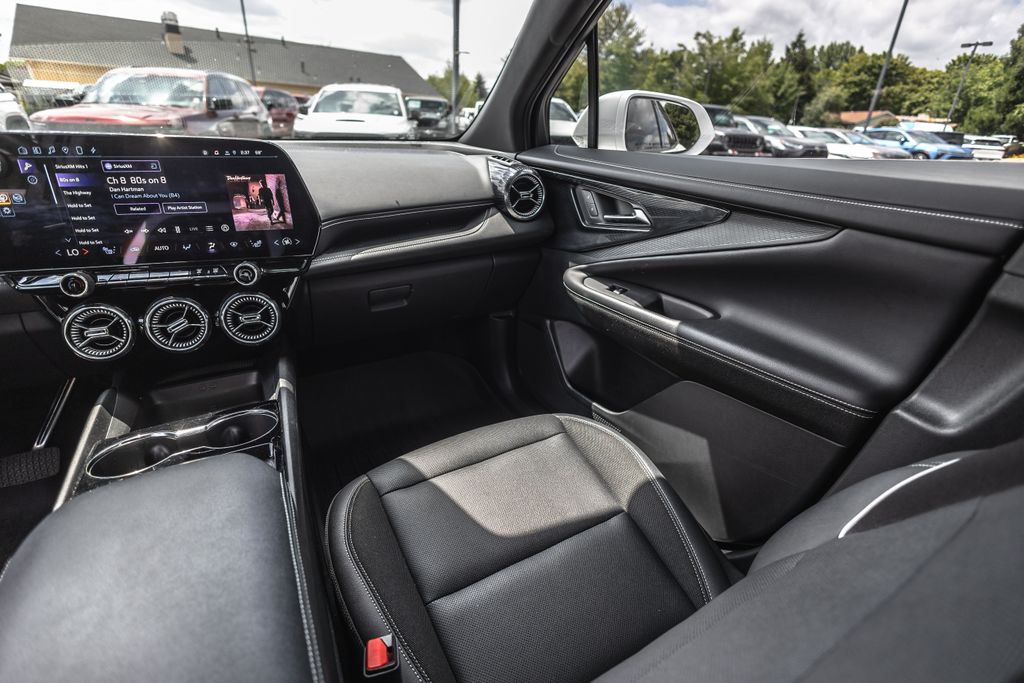 2024 Chevrolet Blazer EV LT thumbnail 19