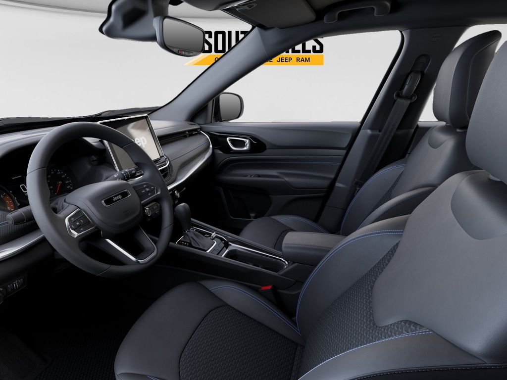 2026 Jeep Compass Latitude Gray at South Hills CDJR