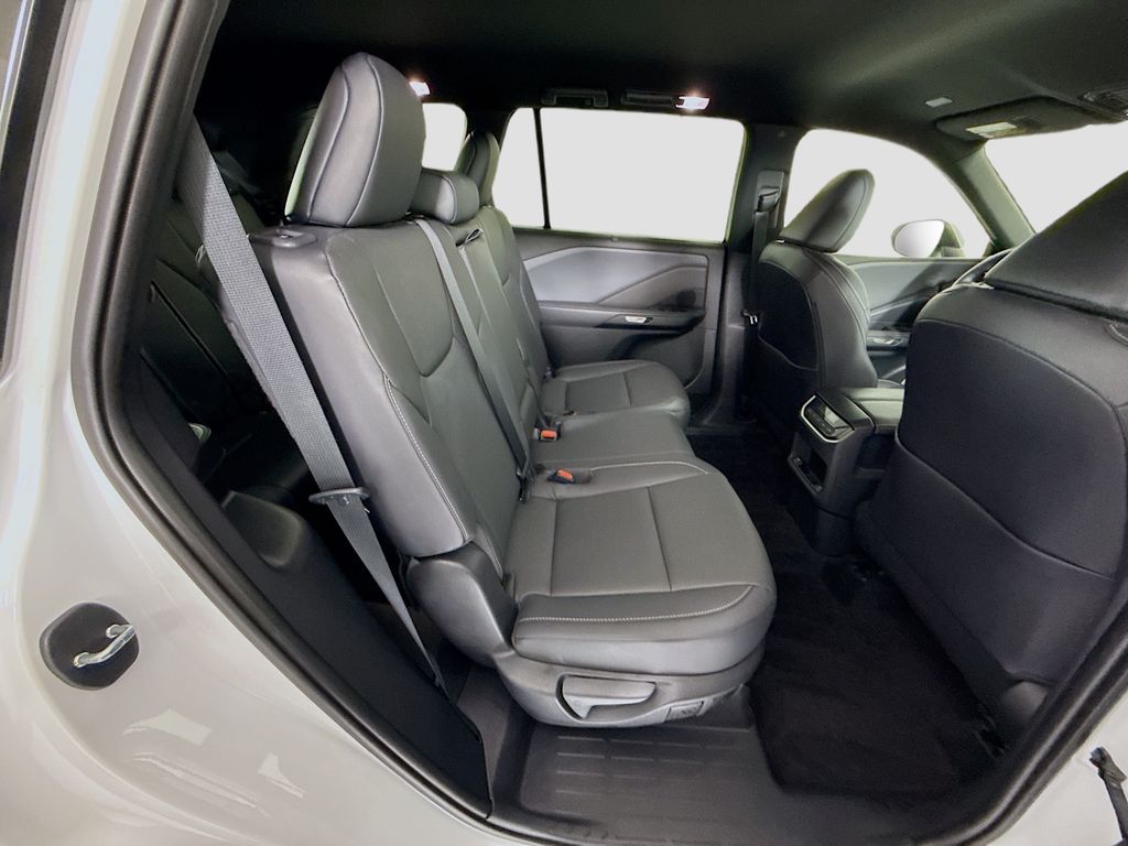 Thumbnail: 2025 Lexus TX - 22