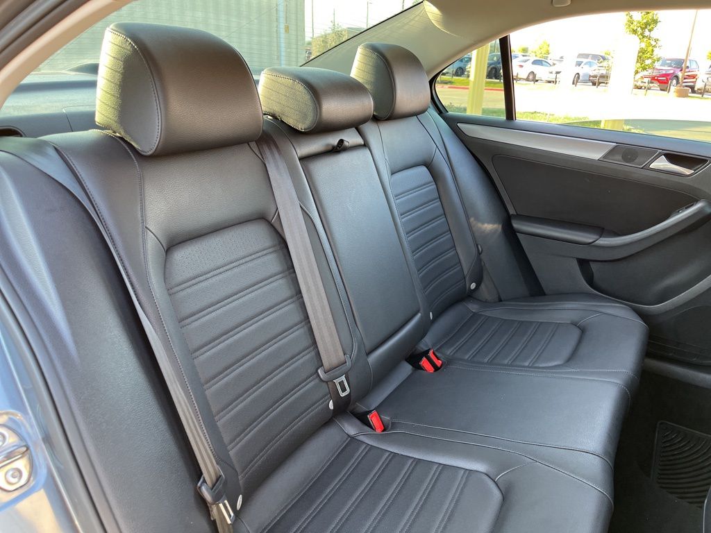2014 Volkswagen Jetta SEL 26