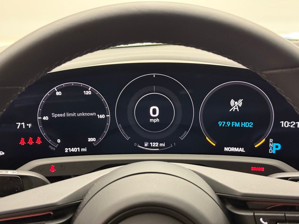 2022 Porsche Taycan  11