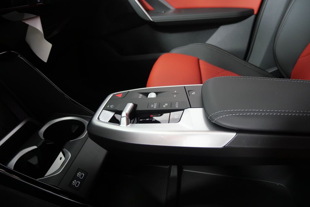 2025 BMW X1 xDrive28i 21