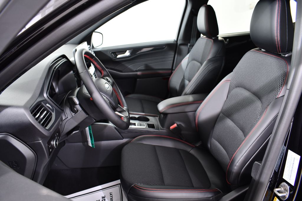 New 2026 Black Ford ST-Line Select Hybrid image 6