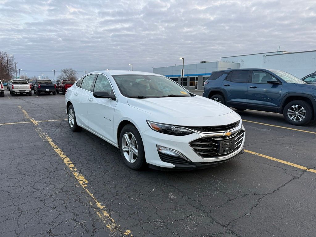 2022 Chevrolet Malibu LS