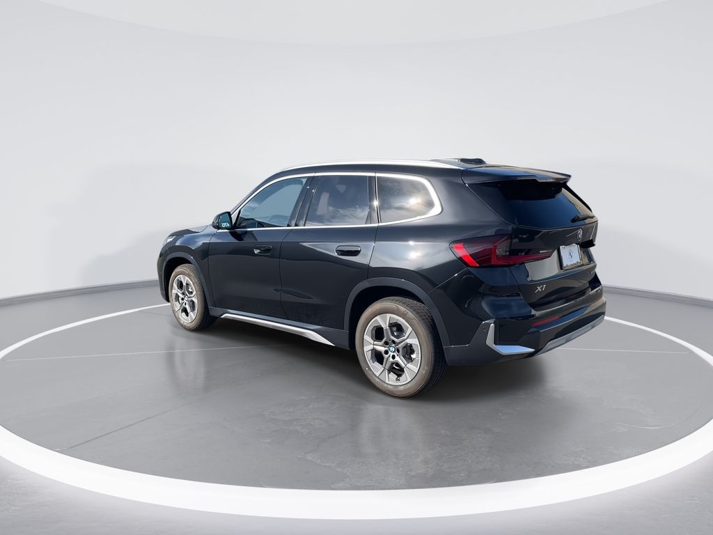 Thumbnail: 2026 BMW X1 - 6