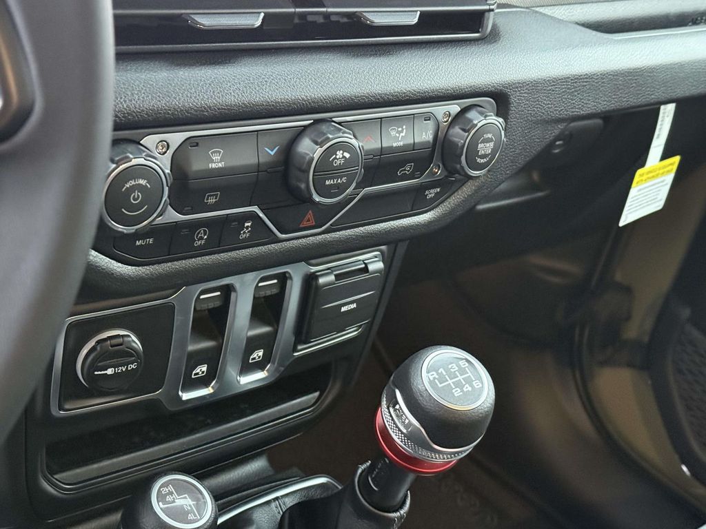 New 2026  Jeep Sport S image 21