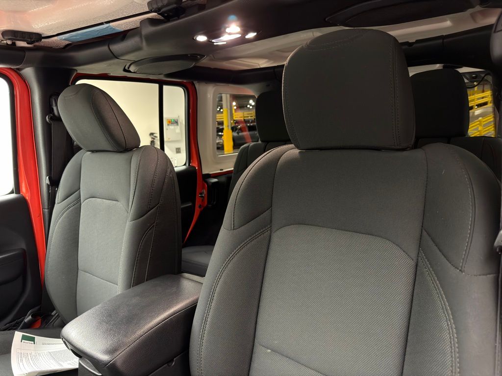 Thumbnail: 2020 Jeep Wrangler - 10