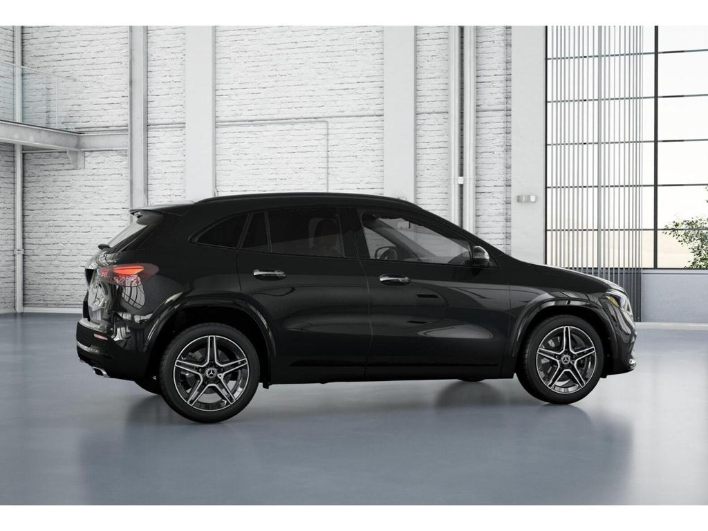 Thumbnail: 2026 Mercedes-Benz GLA - 18