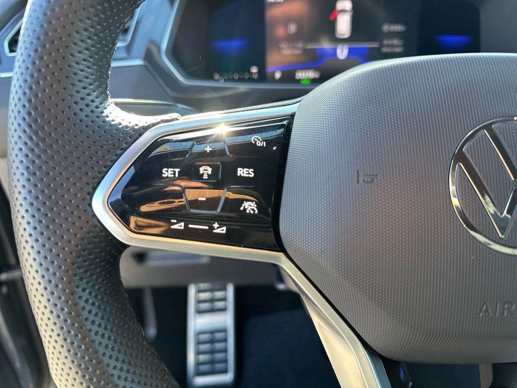 Used Car 2022 Volkswagen Tiguan  2.0t Se R-line Black For Sale Under $30,000 In Austin, Texas