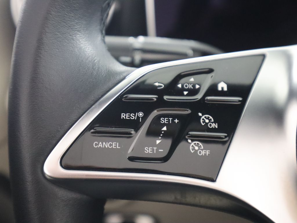 Thumbnail: 2025 Mercedes-Benz CLE - 19