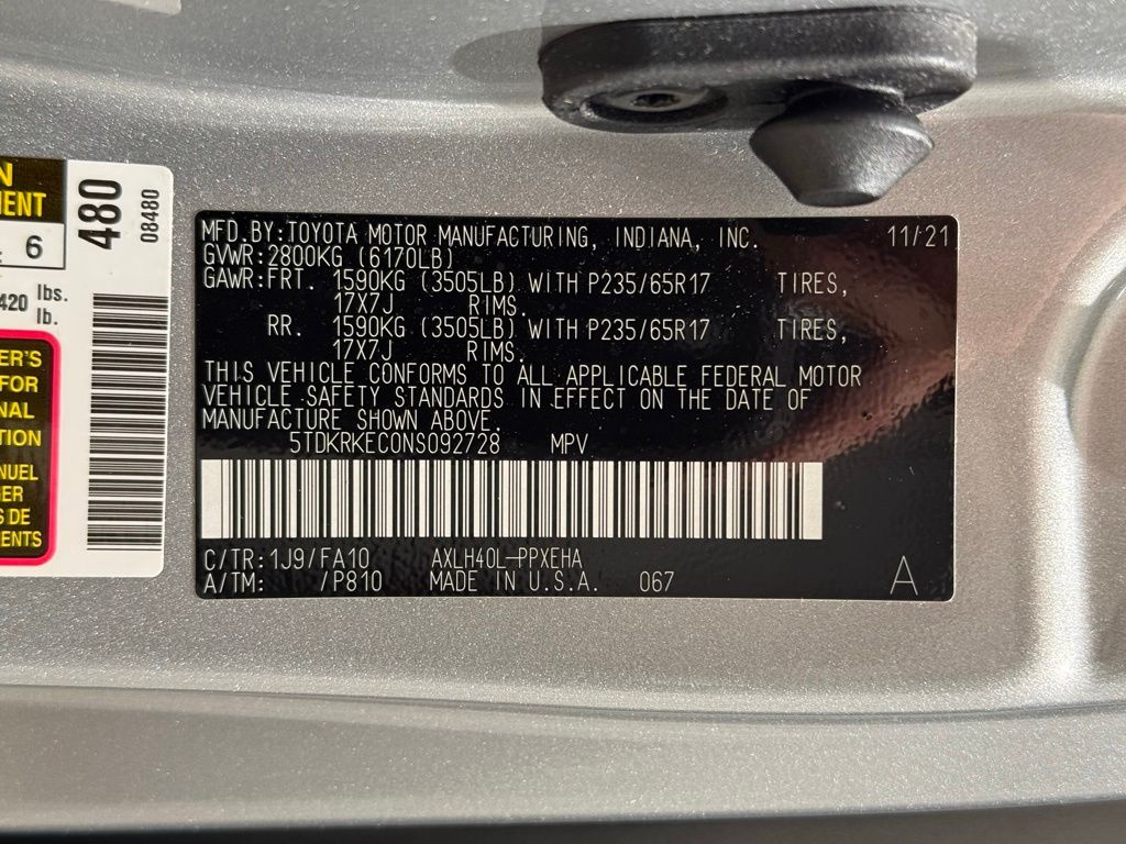 Thumbnail: 2022 Toyota Sienna - 30