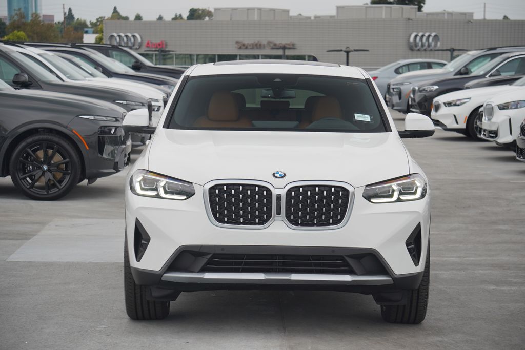 2025 BMW X4 xDrive30i 2