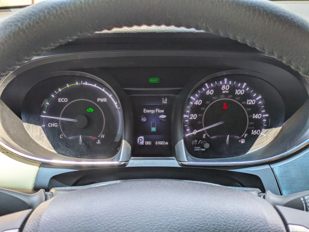 2018 Toyota Avalon Hybrid XLE Premium