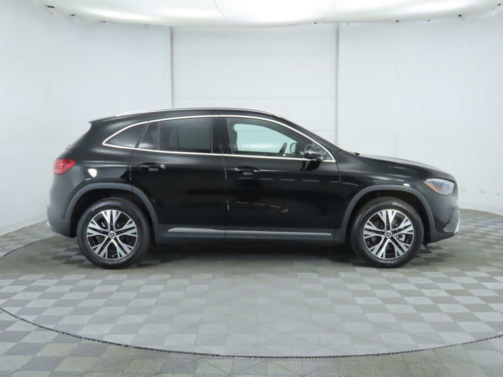 Thumbnail: 2025 Mercedes-Benz GLA - 4