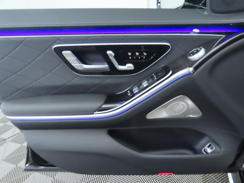 Thumbnail: 2026 Mercedes-Benz S-Class - 26