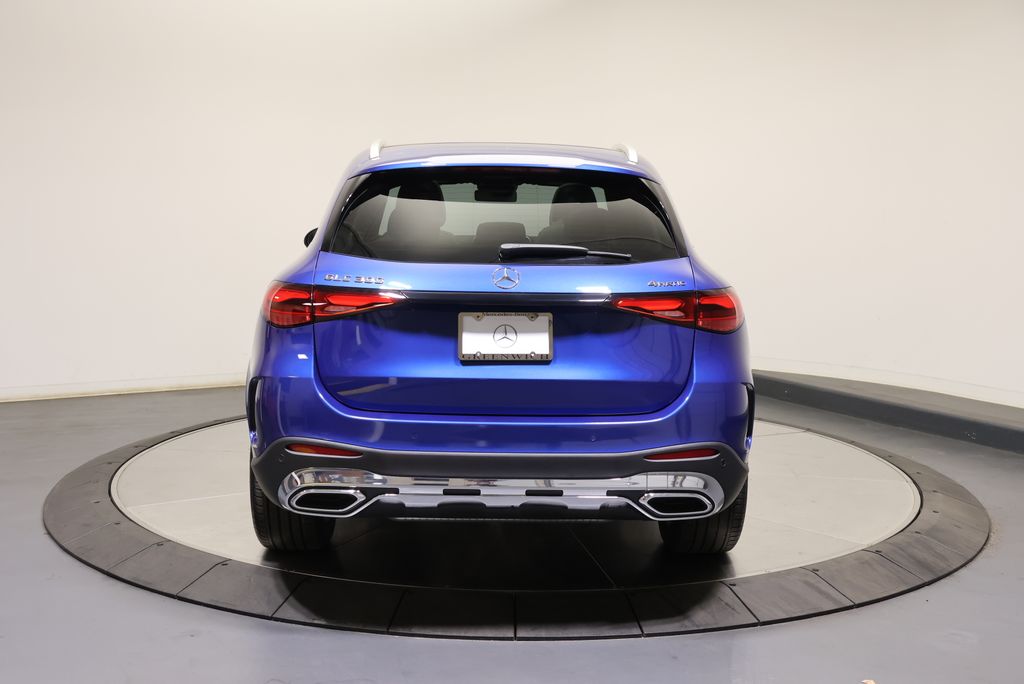 Thumbnail: 2026 Mercedes-Benz GLC - 6