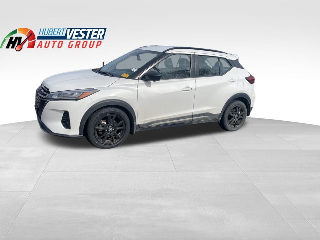 2024 Nissan Kicks SR