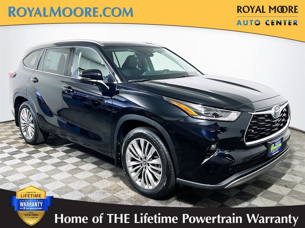 Midnight Black Metallic 2026 Toyota Highlander Platinum AWD SUV / Crossover All-Wheel Drive 8-Speed Automatic