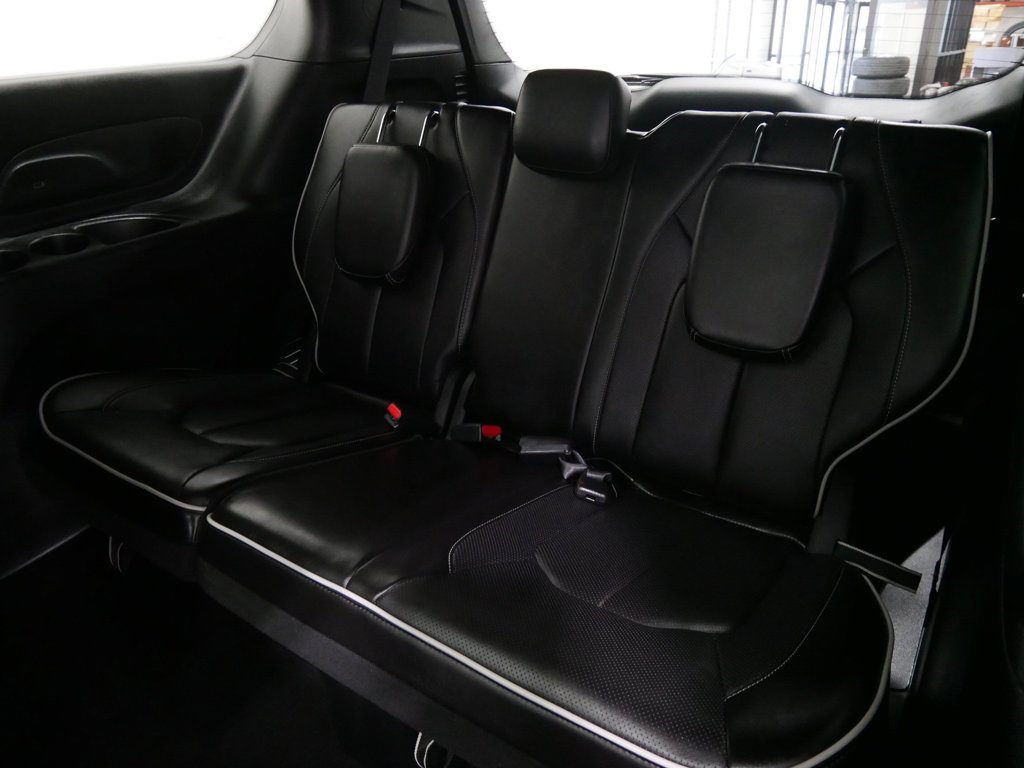 Used 2026 Chrysler Pacifica Van
