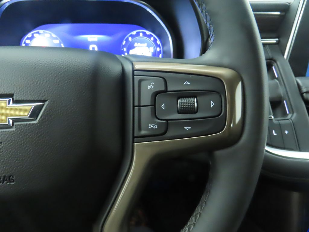 2023 Chevrolet Suburban High Country 12