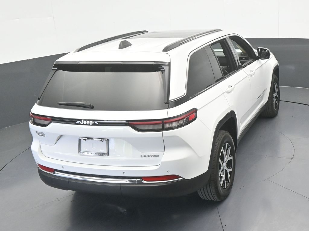 Used 2024 Bright White Clearcoat Jeep Limited image 56
