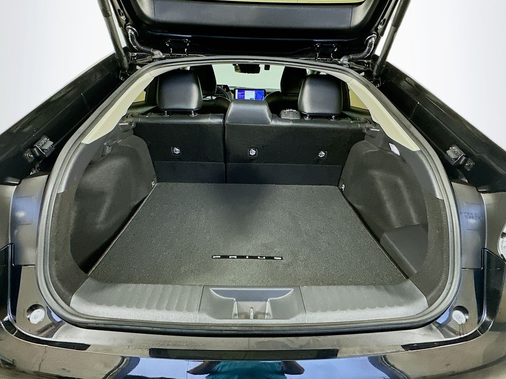 Thumbnail: 2024 Toyota Prius Prime - 24