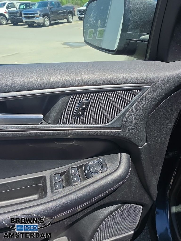 2023 Ford Edge SE - 10