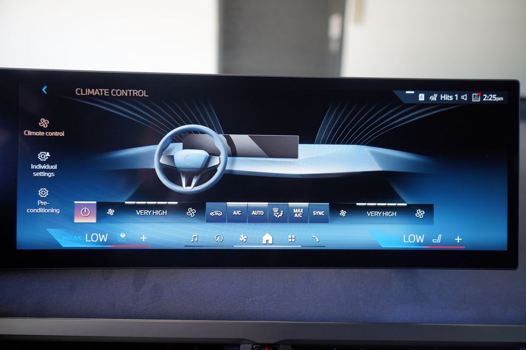 Thumbnail: 2026 BMW iX - 17