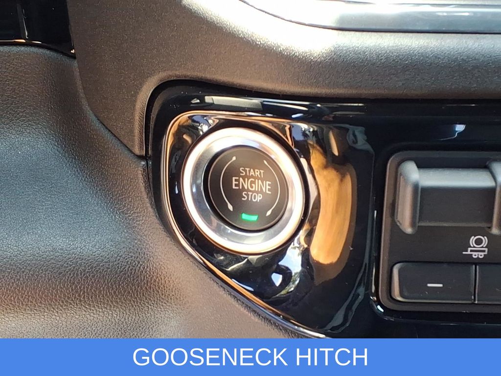 Used 2024 Black Chevrolet High Country image 6