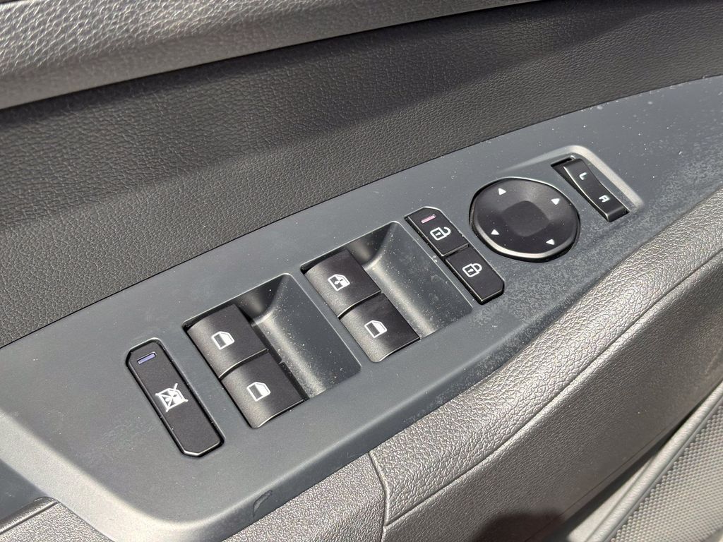 New 2026 Kia Sportage Hybrid SUV