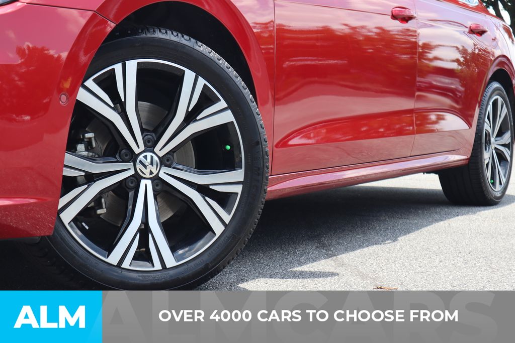 Used 2020 Red Volkswagen 2.0T SEL image 3