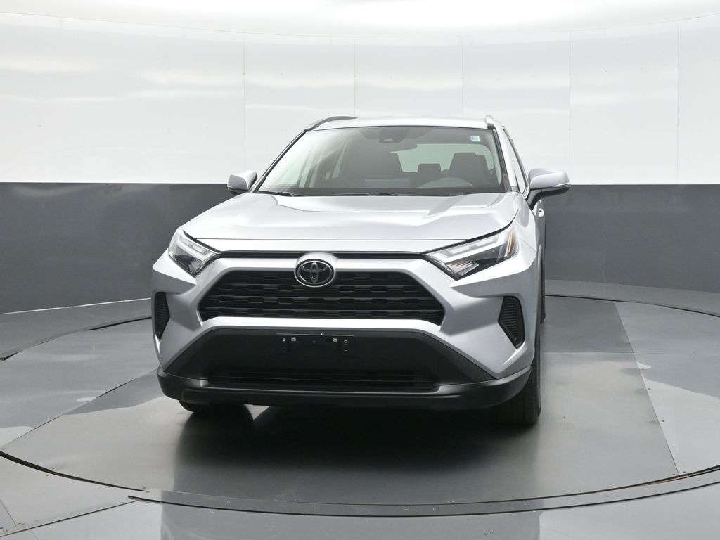 Certified 2024 Toyota RAV4 XLE with VIN 2T3P1RFV1RC404129 for sale in Kansas City