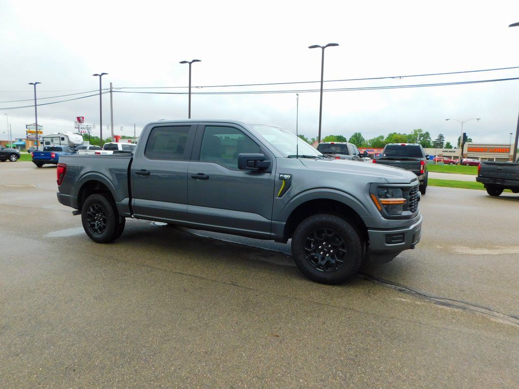 2025 Ford F-150 STX 4dr SuperCrew 4WD
