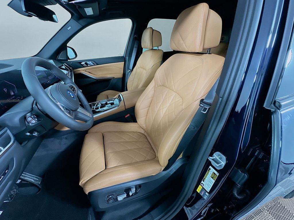 Thumbnail: 2026 BMW X5 - 16