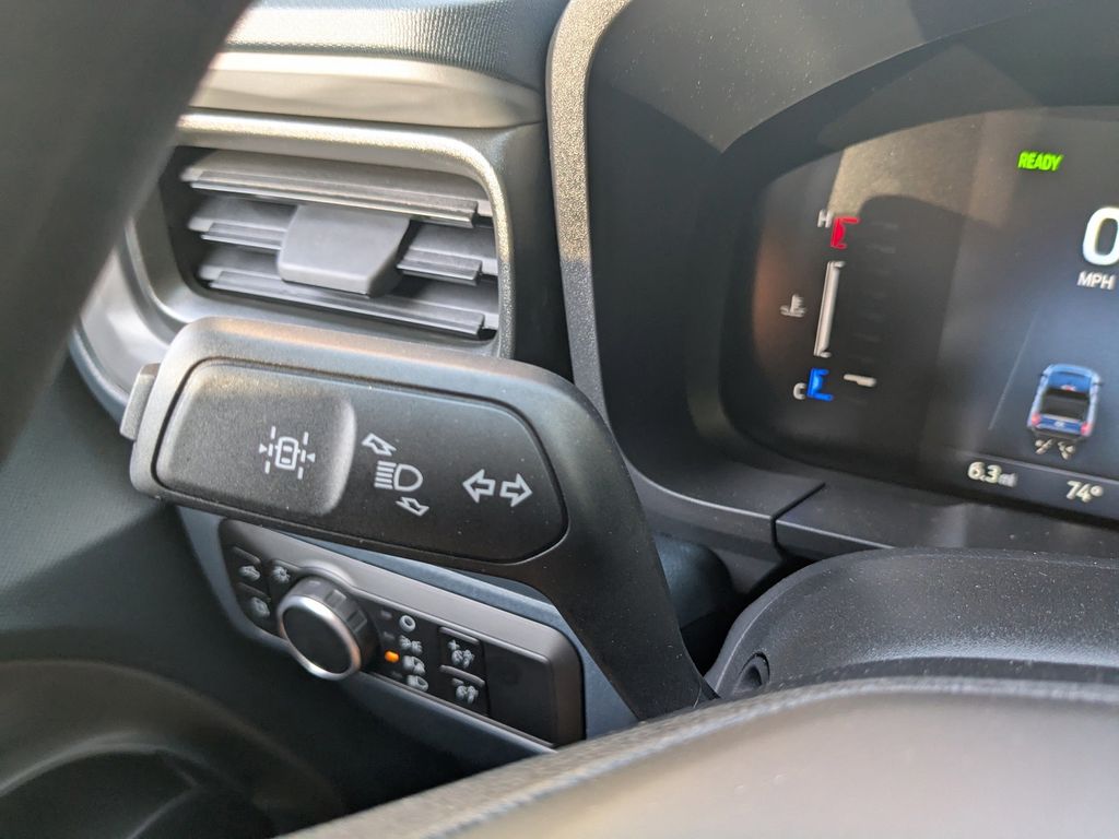 2025 Ford Maverick XL