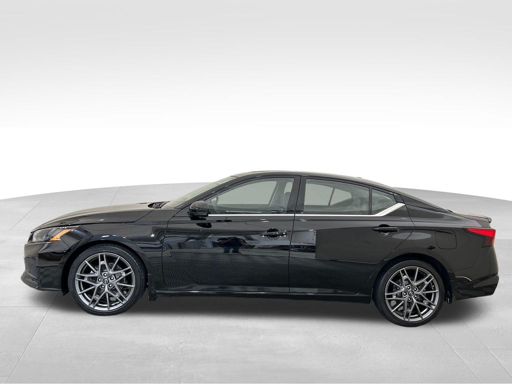 Certified Used 2023 Black Nissan 2.0 SR image 2