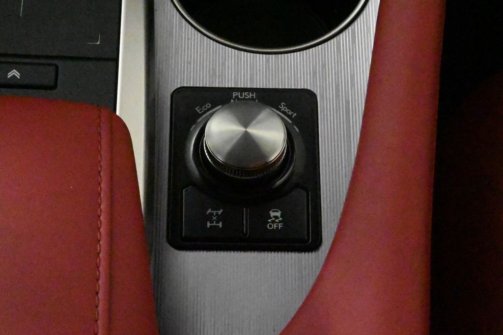 2022 Lexus RX 350 Sport Handling 27