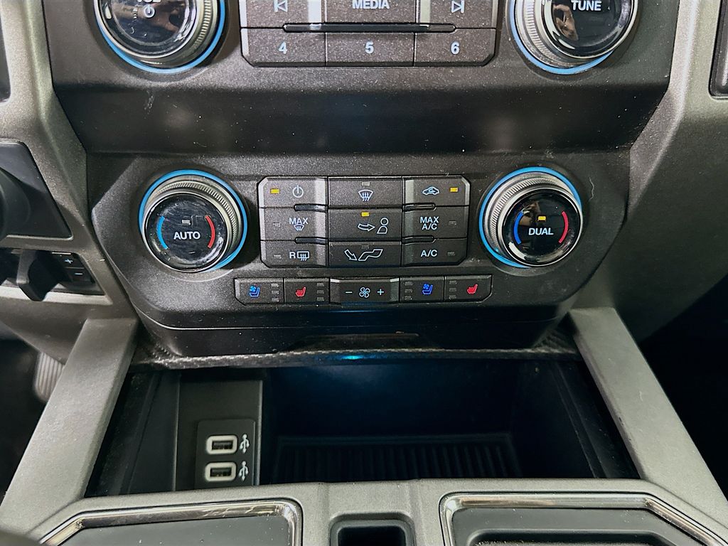 Thumbnail: 2019 Ford F-150 - 21