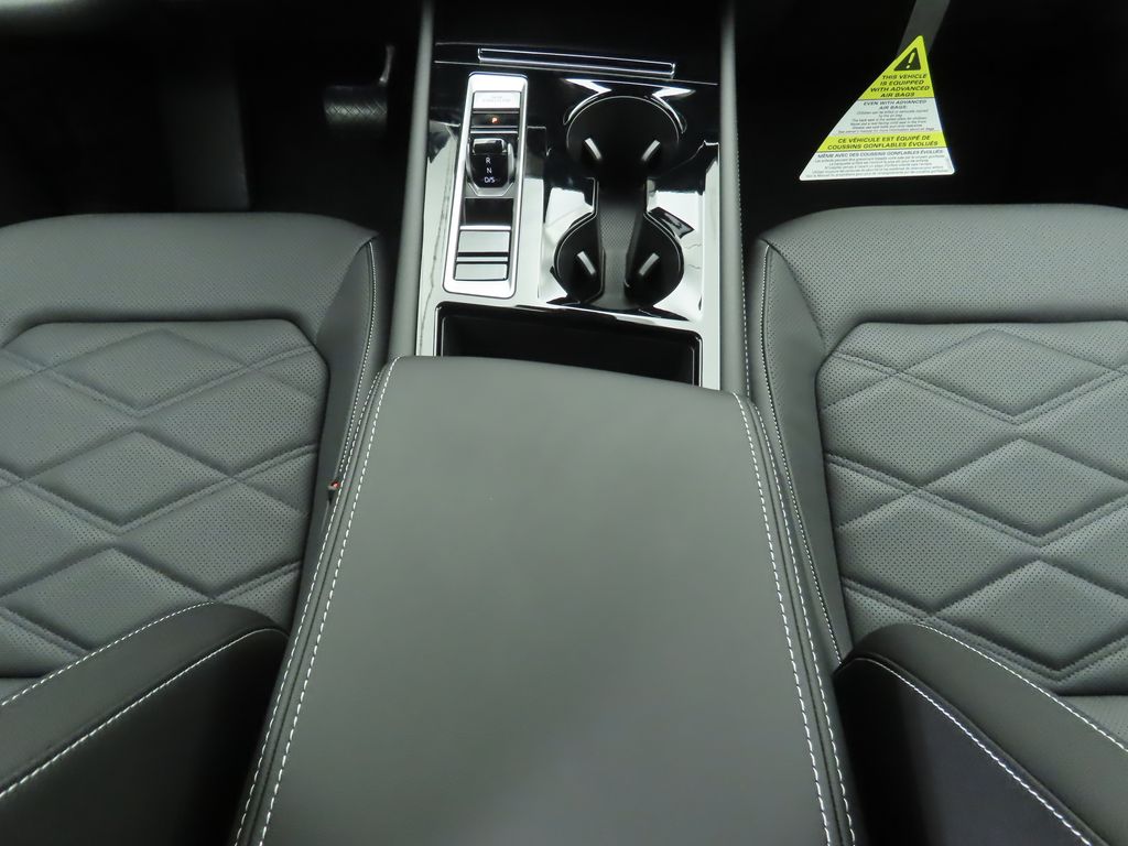 Thumbnail: 2026 Volkswagen Atlas - 16